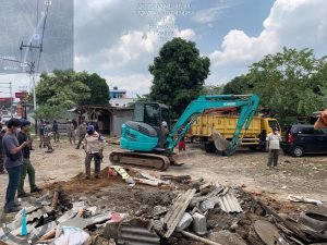 Tempati Lahan Pemerintah, Bangunan Liar Dirobohkan