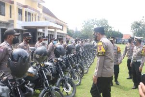 Kapolres Purwakarta Periksa Kendaraan Dinas