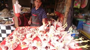 Jelang Lebaran, di Pasar Cikampek 1 Harga Kebutuhan Pokok Naik