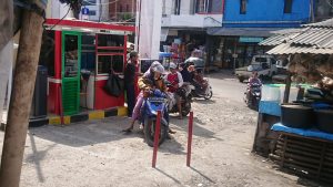Warga Lingkungan Pasar Cikampek 1 Tuntut Janji Audensi Ketenagakerjaan