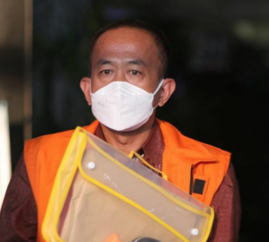 Tersangkut Kasus Suap, Ade Barkah di Vonis 4 Tahun