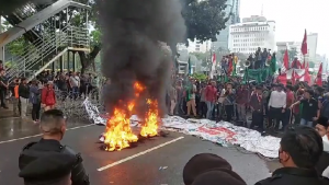 BEM Seluruh Indonesia Tolak Kenaikan BBM