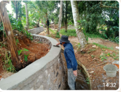 Kades Taringgul Tengah Bangun Jalan Produksi Pertanian