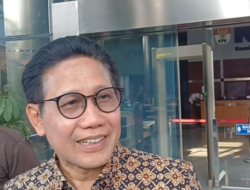 Penyidik KPK Geledah Rumdin Menteri PDTT Abdul Halim Iskandar