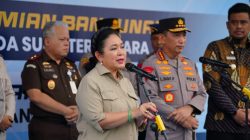 Hadiri Pelepasan 22 Kontainer Bantuan Kemanusiaan Korban Bencana Sumatra, Ketua Komisi IV DPR RI Apresiasi Polri