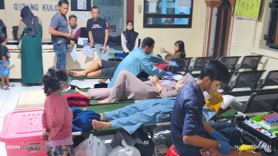 Usai Tarawih, Warga Gebang Kulon Berbondong Donor Darah Demi Selamatkan Nyawa Sesama