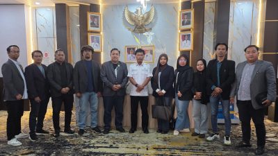 9 Advokat POSBAKUM FORMASI Datangi Setda, Walikota Diminta Segera Selesaikan Polemik