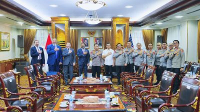 Kapolri Terima Audiensi Direktur FBI, Perkuat Kerja Sama Penanggulangan Kejahatan Transnasional