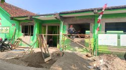 Tak Terlihat Papan Proyek, Revitalisasi TK Cendrawasih Karangmangu Jadi Sorotan