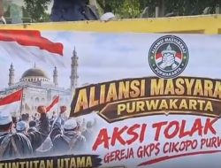 Aliansi Masyarakat Purwakarta: Aksi Tolak Gereja GKPS Cikopo Purwakarta